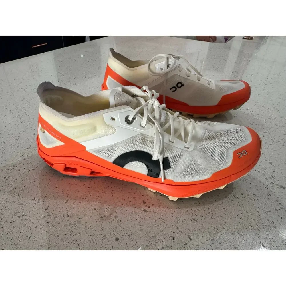 On Cloudventure Peak 3 Sneakers Women’s Size 9.5